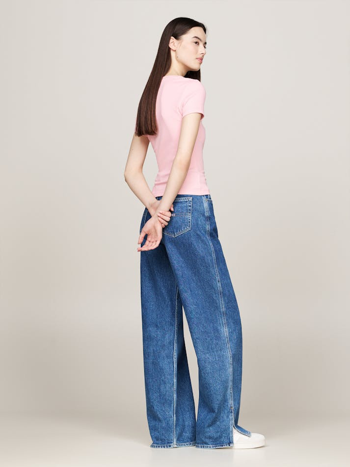 13AC0641-ACBD-7E16-A3AA-29F1BE0F3AA8