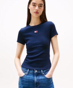 TOMMY BADGE RIBBED SLIM T-SHIRT
