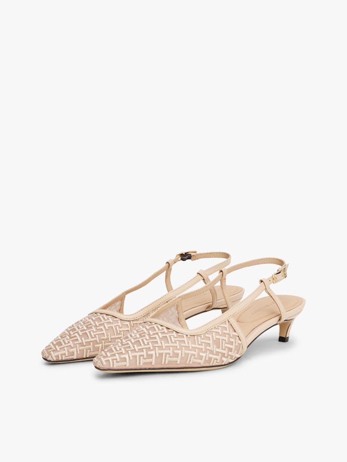 1F386FB7-CEA8-3613-D58F-027B7355F65F