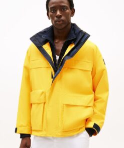 WATER REPELLENT RELAXED REGATTA JACKET