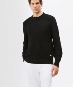 BADGE CROCHET SWEATER