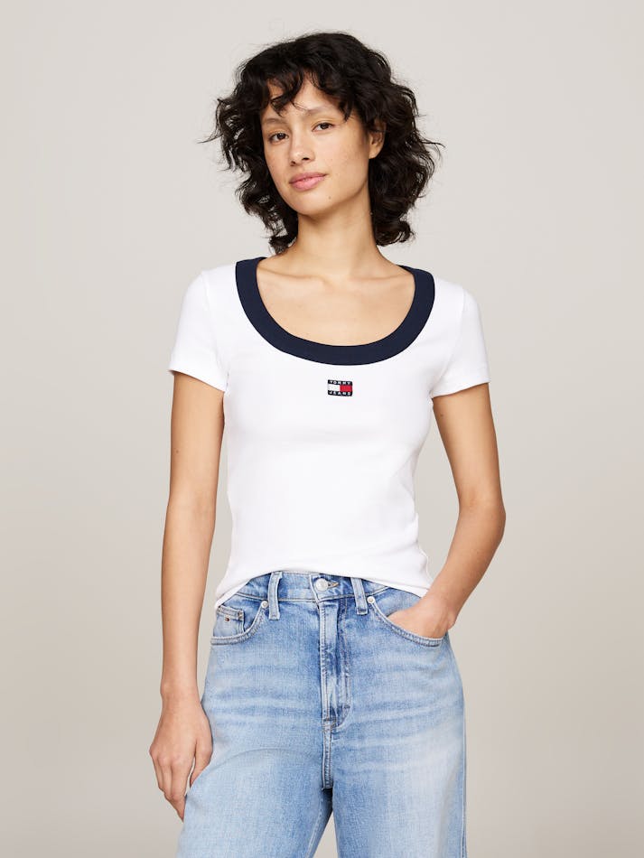 6CB7B55B-A08F-3289-8486-D6F40AD7E081