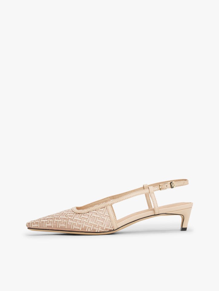 7CE1F407-1B08-8899-27EB-995BD0F82422