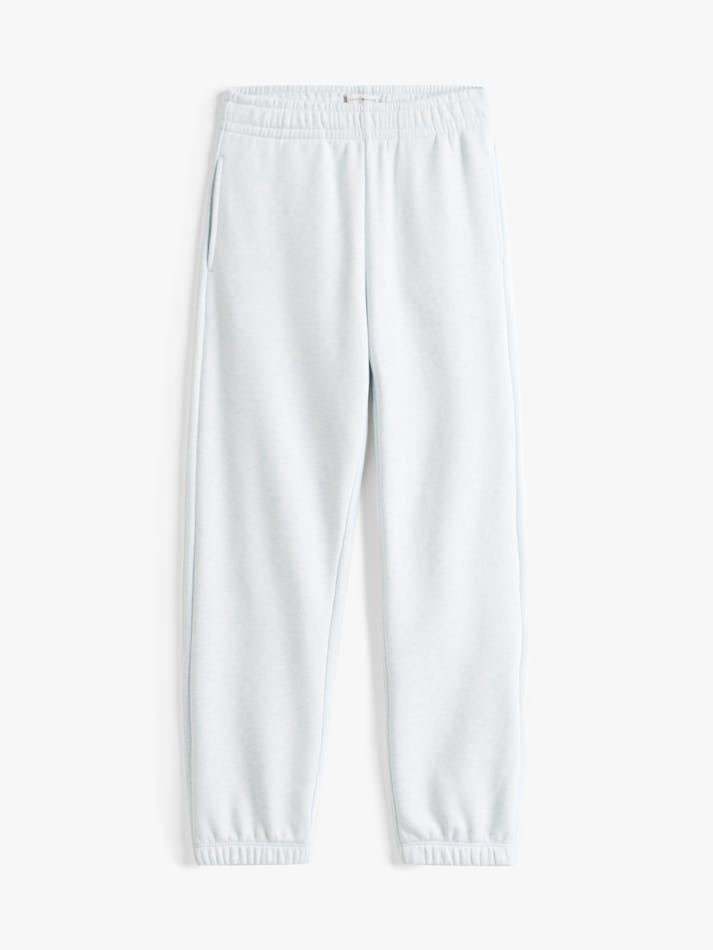 84B74F8F-4C0E-EDC2-4656-A972807DE7A4