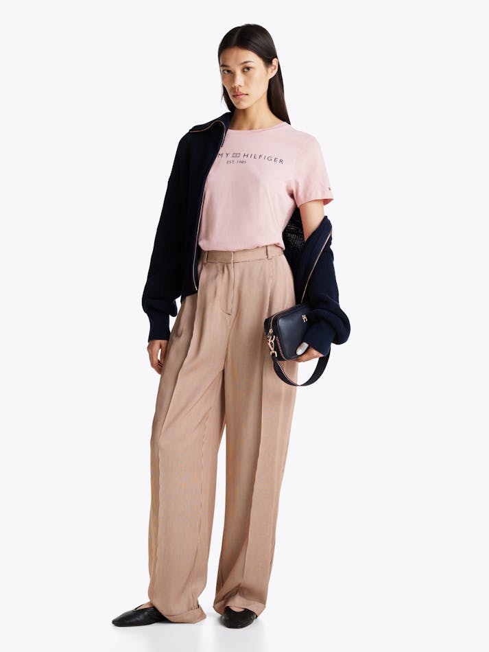 92E31048-26AB-6281-48F0-121829A0DFAC