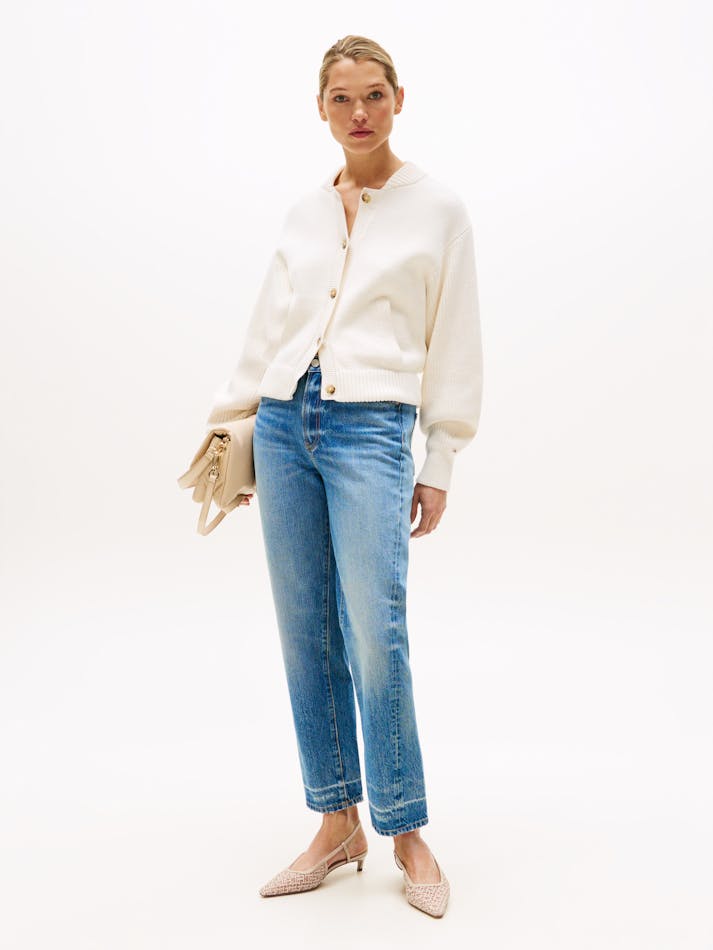 93A14D74-C67B-2261-F3FE-9498AA284C59