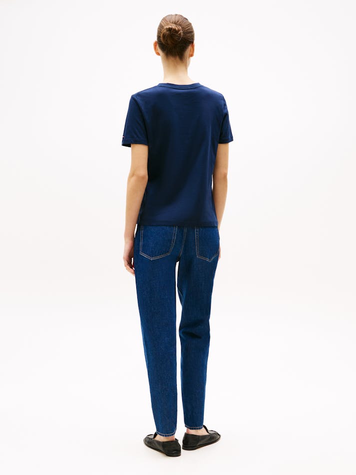 BD3C6EF7-4428-CAB0-871F-7CA846B8C0F3