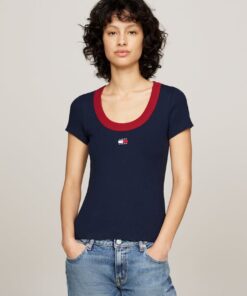 TOMMY BADGE CONTRAST SCOOP NECK T-SHIRT