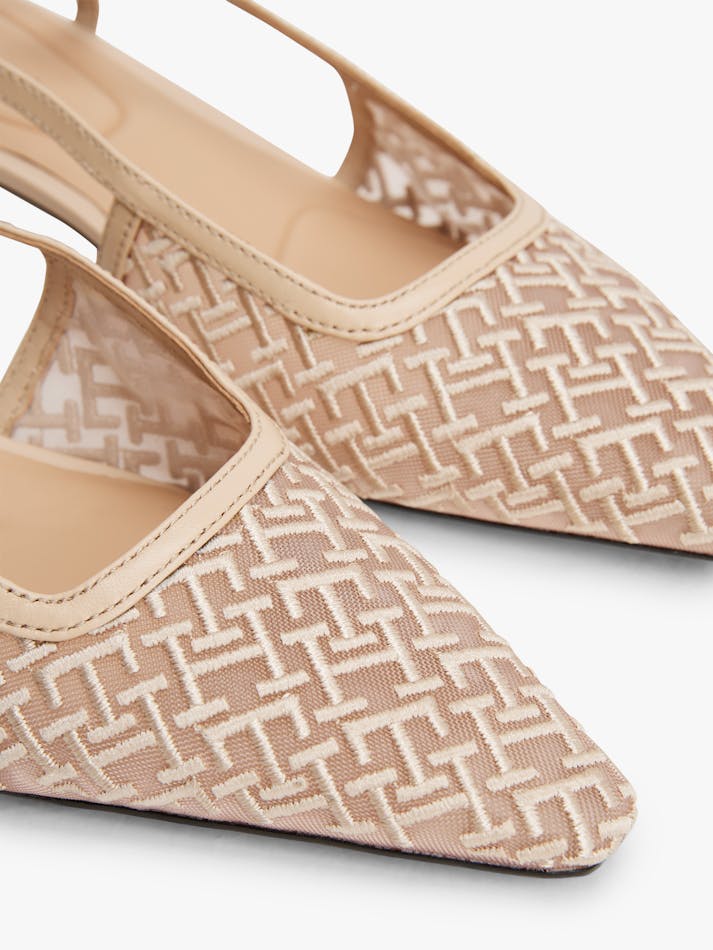 E810027D-B04A-5453-C733-B29A7668F244