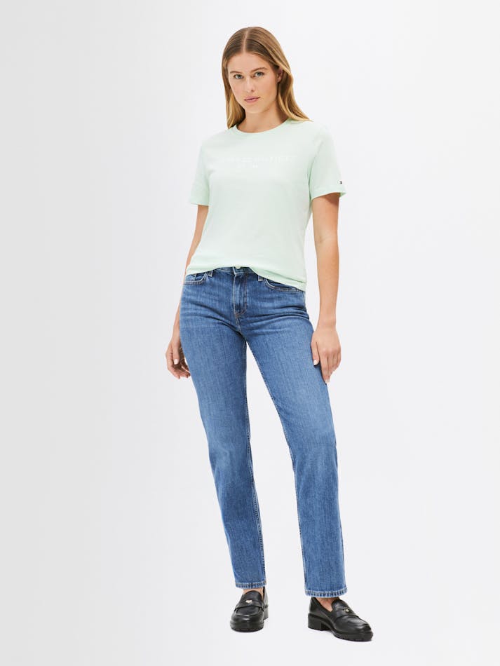 F539D2D1-50E3-8141-34F1-94A54AA729EA