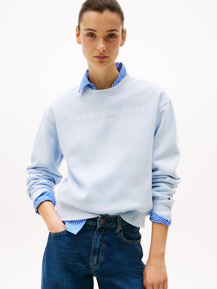 CHEST LOGO CREW NECK SWEATSHIRT