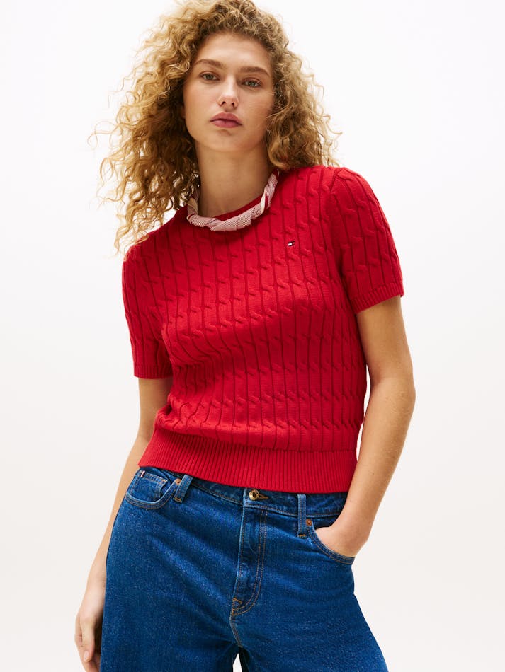 CABLE SHORT SLEEVE SWEATER