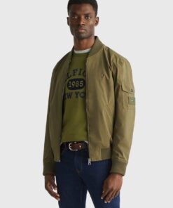 LIGHTWEIGHT BOMBER JACKET