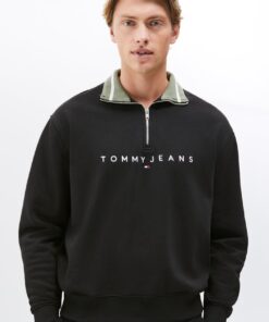 LINEAR QUARTER ZIP SWEATSHIRT