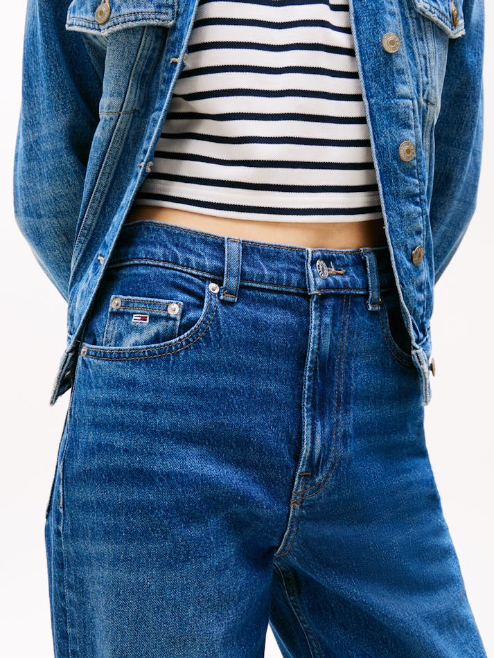 86CF33E2-E585-C940-CA69-947892CC9C36