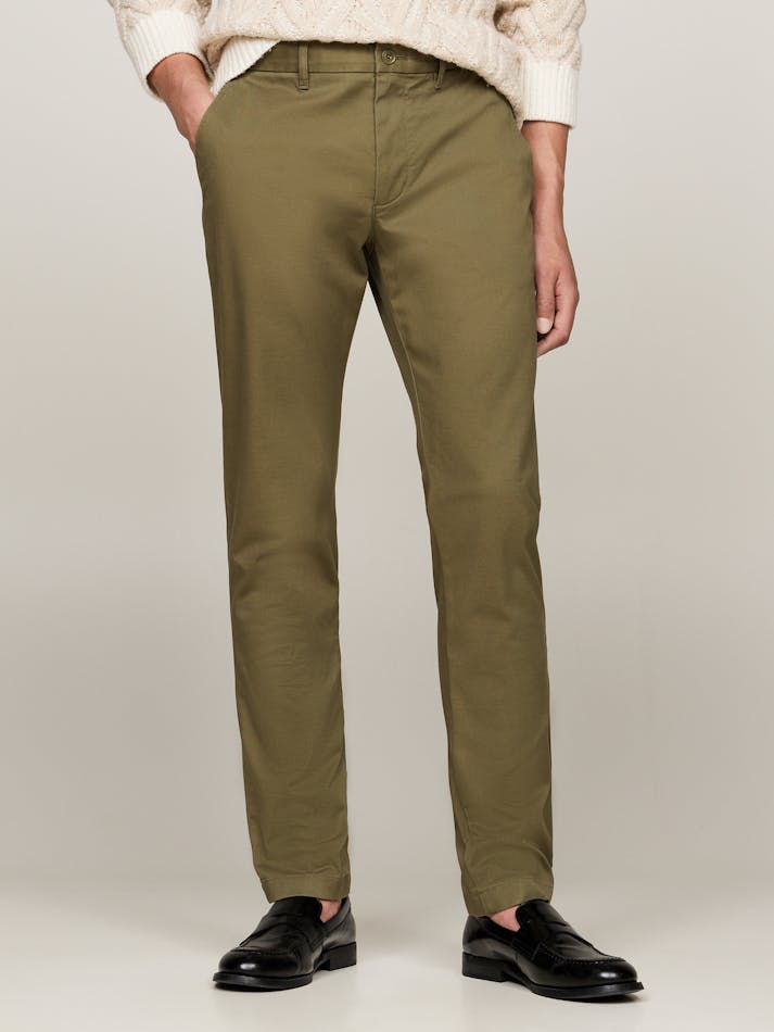 1985 ESSENTIAL BLEECKER SLIM FIT CHINOS