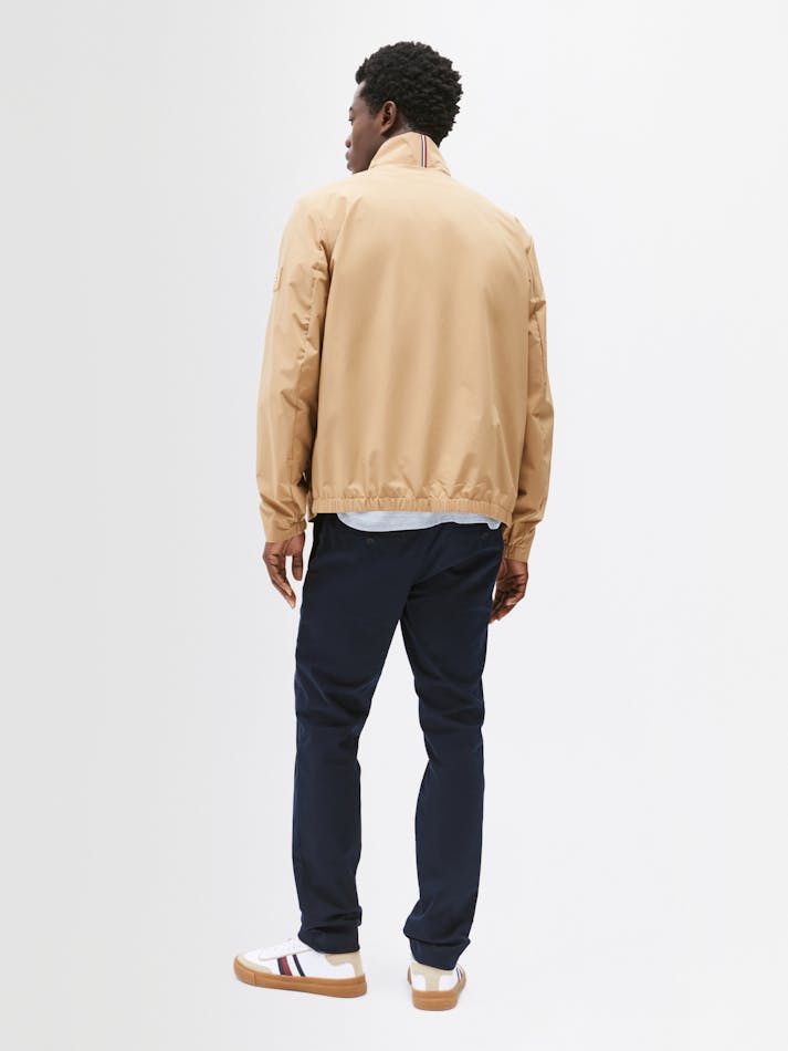 D846EF51-8A00-4302-BB6E-F8F551C6B373