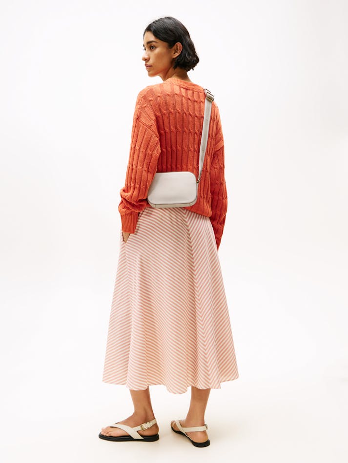 D9E1709D-4346-06EB-6C1F-87455D47BEB7