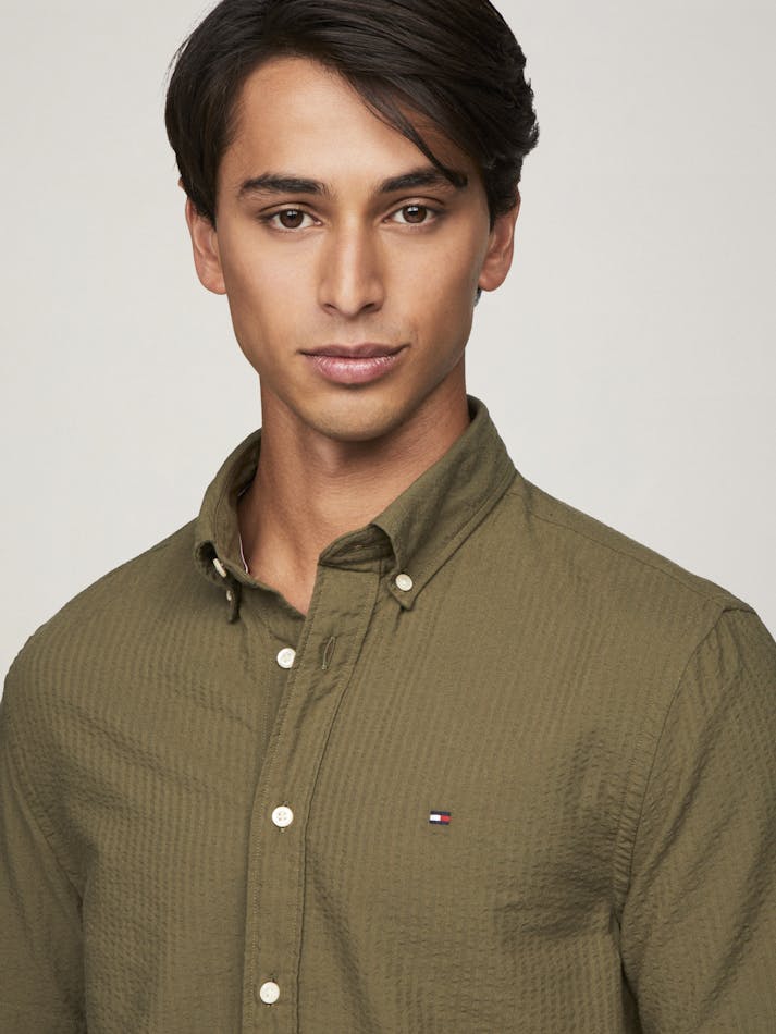 FED6D09A-B647-3D56-A18A-540E057A8C4A